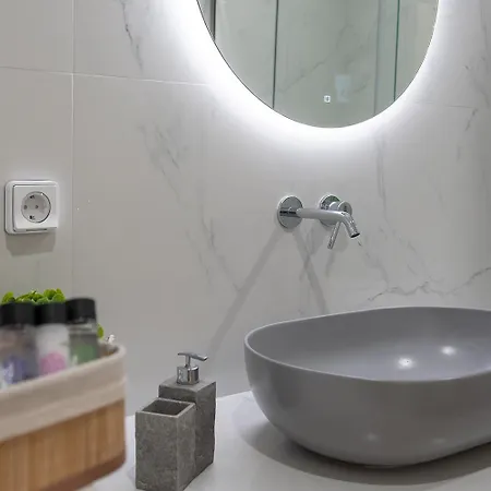 Little Diamond Apartment