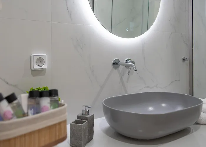 Little Diamond Apartment